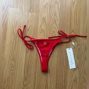 Boutine LA Rose red Beachy bottoms